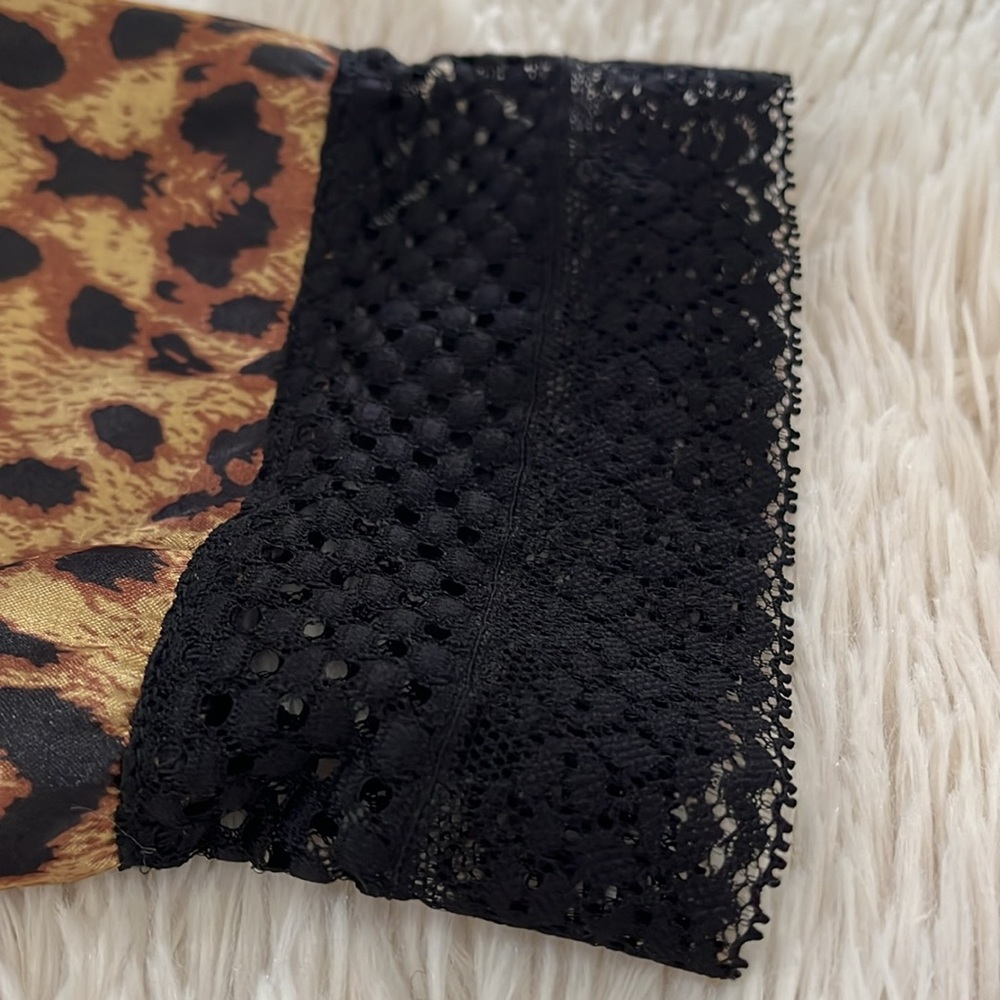 Cheetah Print Silk Robe - Picture 9 of 15